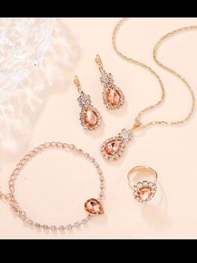 5 pieces Teardrop Crystal Jewelry Set - Brand